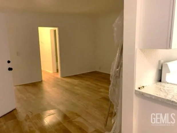 a view of bathroom and bathroom