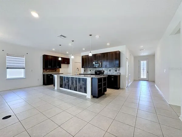 $2,600 | 12404 Brick Cobblestone Drive, Riverview, FL 33579
