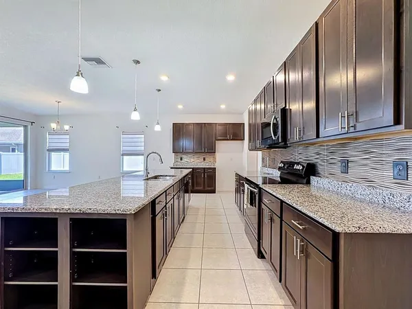 $2,600 | 12404 Brick Cobblestone Drive, Riverview, FL 33579