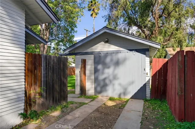 $525,000 | 4045 Elmwood Court, Riverside, CA 92506