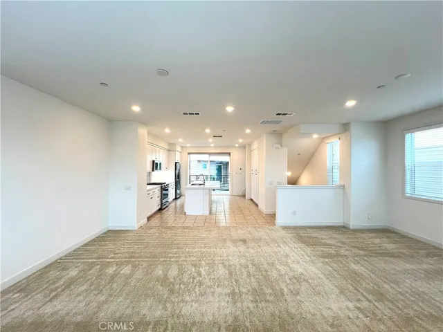 $4,200 | 1645 West Lincoln Avenue, Unit 101, Anaheim, CA 92801