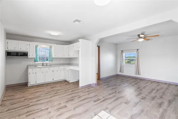 $2,400 | 5305 Bonner Drive, Corpus Christi, TX 78411