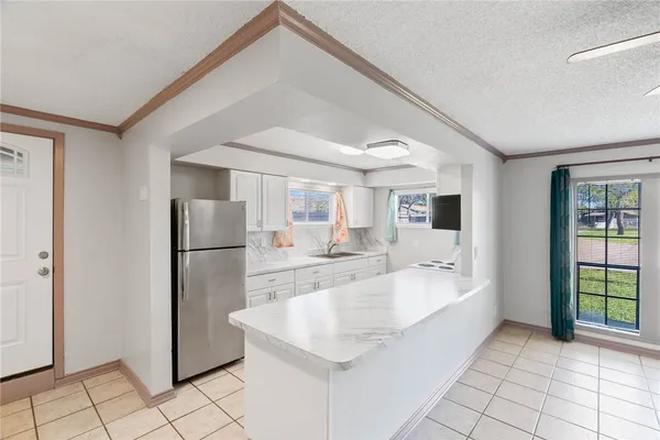 $2,400 | 5305 Bonner Drive, Corpus Christi, TX 78411