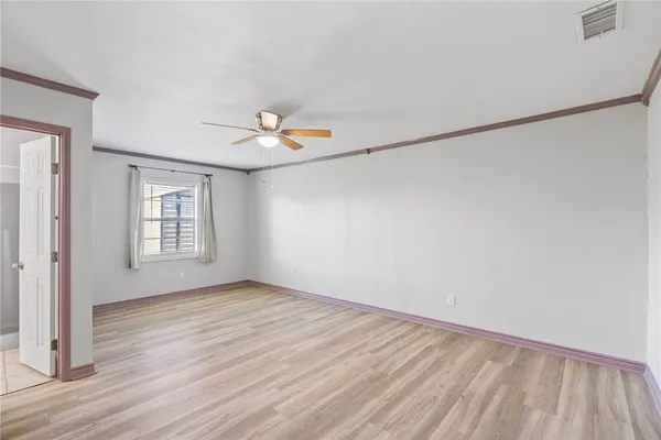 $2,400 | 5305 Bonner Drive, Corpus Christi, TX 78411