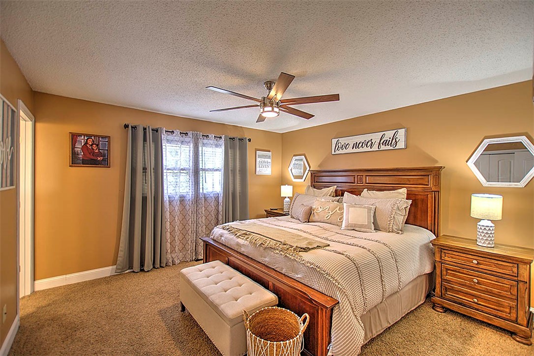 1051 Veech Lane Decatur, IL 62521 - Photo 19 of 35 Gallery Image 19