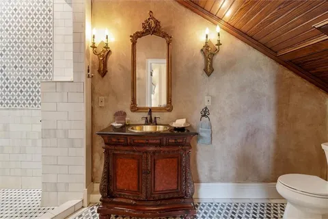 $3,900,000 | 521 Dauphine Street, New Orleans, LA 70112