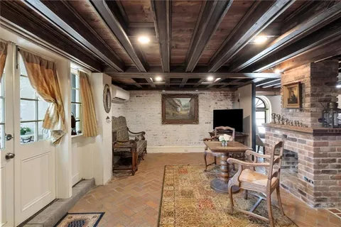 $3,900,000 | 521 Dauphine Street, New Orleans, LA 70112