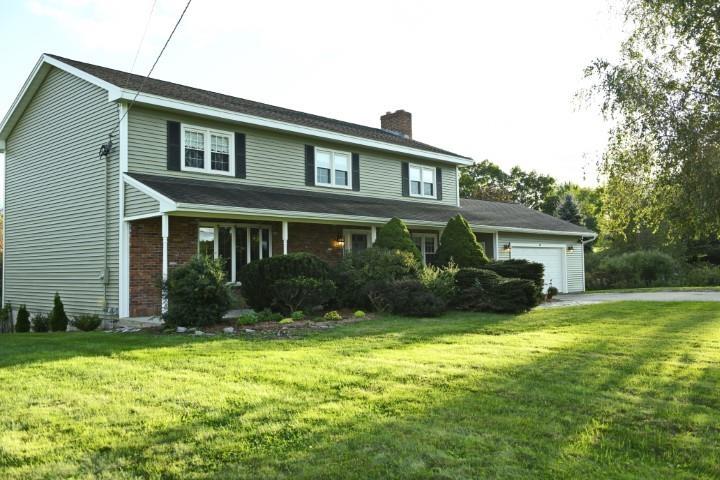 11 Jeremy Hill Road Pelham, NH 03076 - Photo 2 of 36