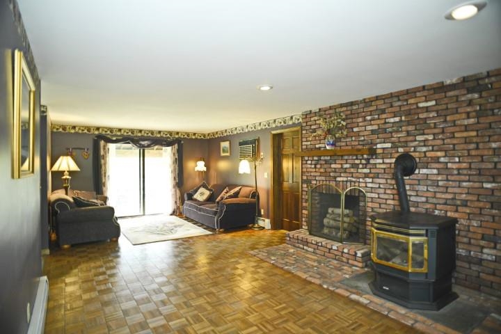 11 Jeremy Hill Road Pelham, NH 03076 - Photo 10 of 36