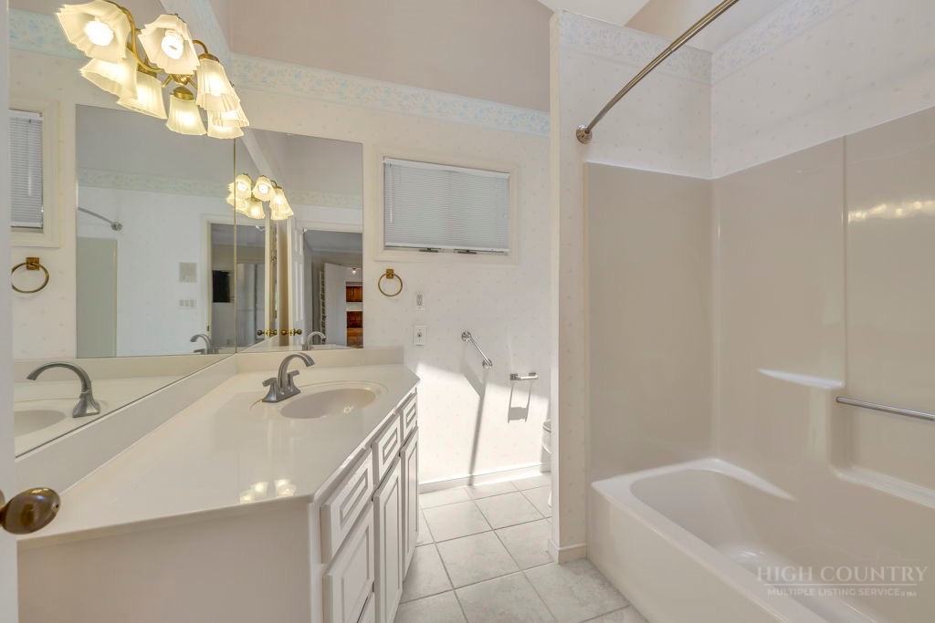 787 Hillcrest Circle Boone, NC 28607 - Photo 14 of 25