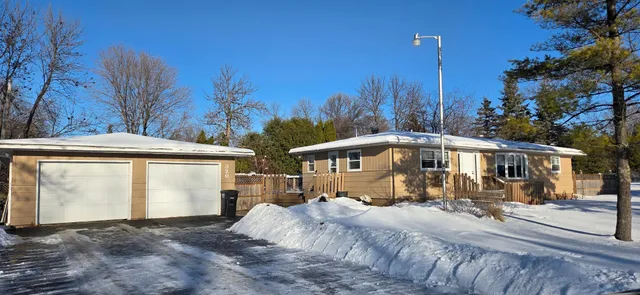 $229,000 | 320 19th Street East, International Falls, MN 56649