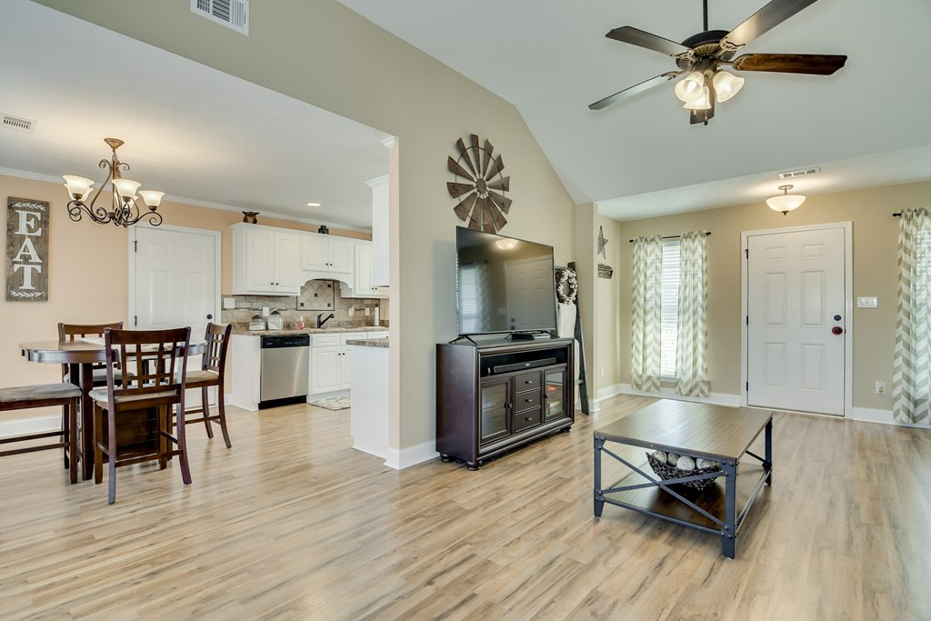 4548 Luckeys Bridge Road Dearing, GA 30808 - Photo 10 of 30