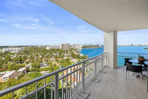 $419,000 | 4000 Towerside Terrace, Unit 2005, Miami, FL 33138