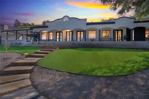 $1,490,000 | 401 Rogart Drive, Spicewood, TX 78669