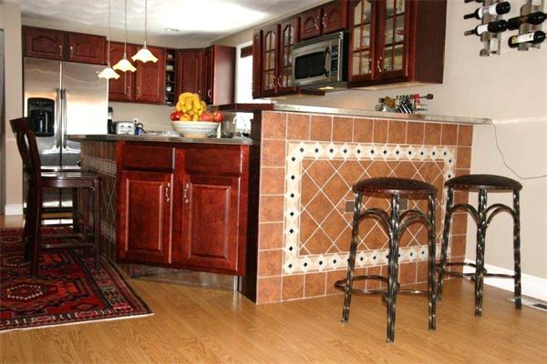 8 Talbot Street Saugus, MA 01906 - Photo 3 of 10 Gallery Image 3