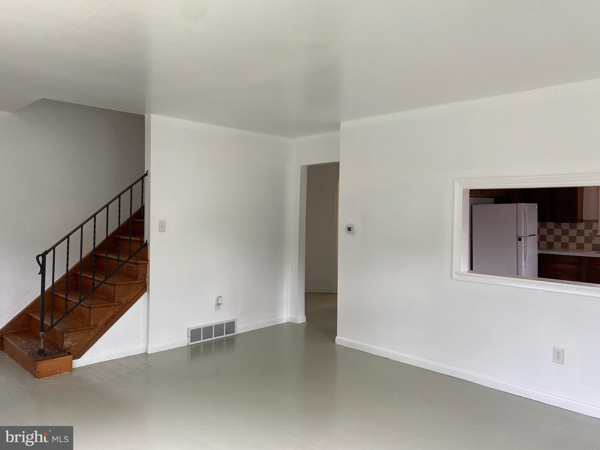 4 Riviera Drive Pennsville, NJ 08070 - Photo 8 of 22 a view of an entryway with wooden floor