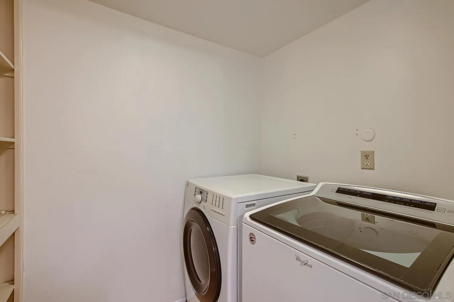 23949 Green Haven Lane Ramona, CA 92065 - Photo 22 of 28 a utility room with dryer and washer