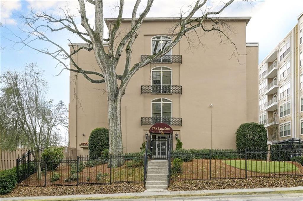 395 Pharr Road Northeast, Unit 305 Atlanta, GA 30305 - Photo 1 of 1 Gallery Image 1
