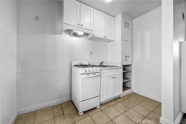 $1,890 | 3626 East Colorado Boulevard, Unit 19, Pasadena, CA 91107