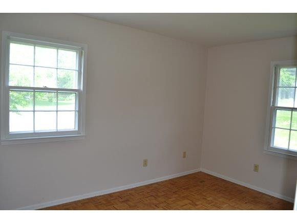 2358 Buckingham Road Burlington, NC 27217 - Photo 17 of 20 Gallery Image 17