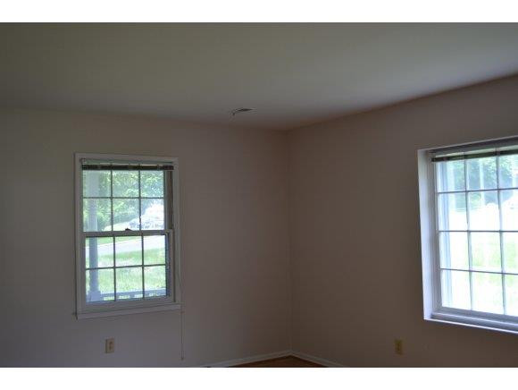 2358 Buckingham Road Burlington, NC 27217 - Photo 4 of 20 Gallery Image 4
