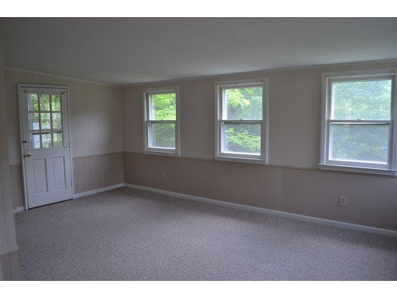 2358 Buckingham Road Burlington, NC 27217 - Photo 10 of 20 Gallery Image 10