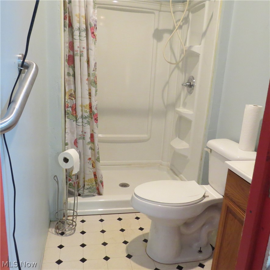 3086 Apollo Road Southeast Carrollton, OH 44615 - Photo 22 of 49 Garage Bath