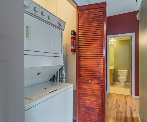 420 South Clinton Street, Unit 502 Chicago, IL 60607 - Photo 7 of 9