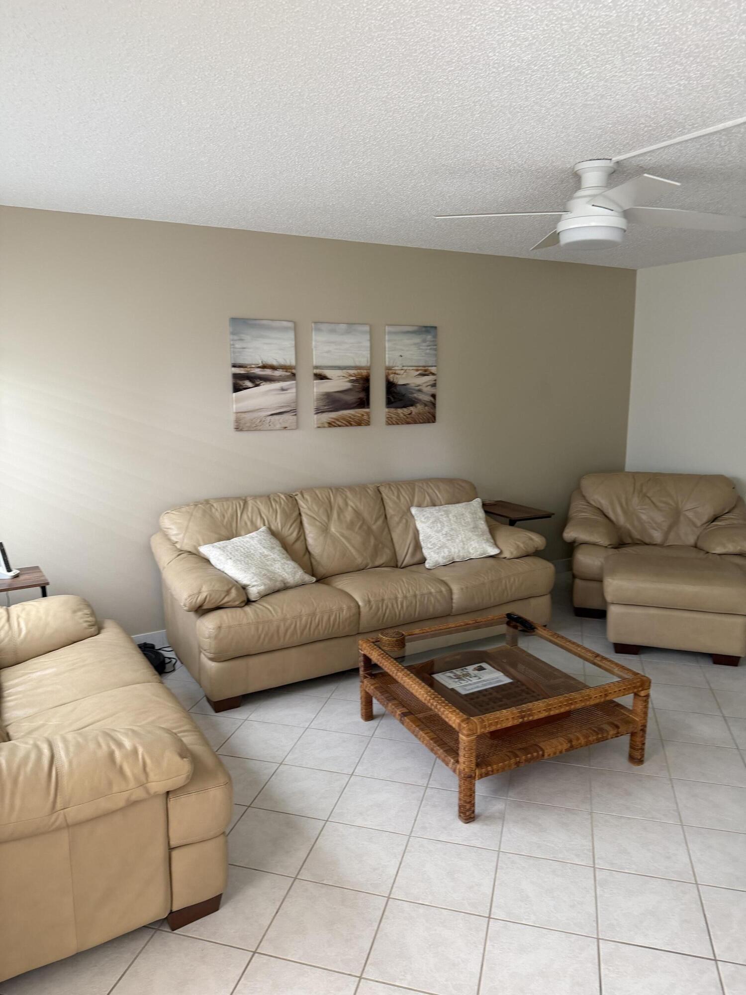 3037 Cornwall East Boca Raton, FL 33434 - Photo 1 of 17 IMG_5303