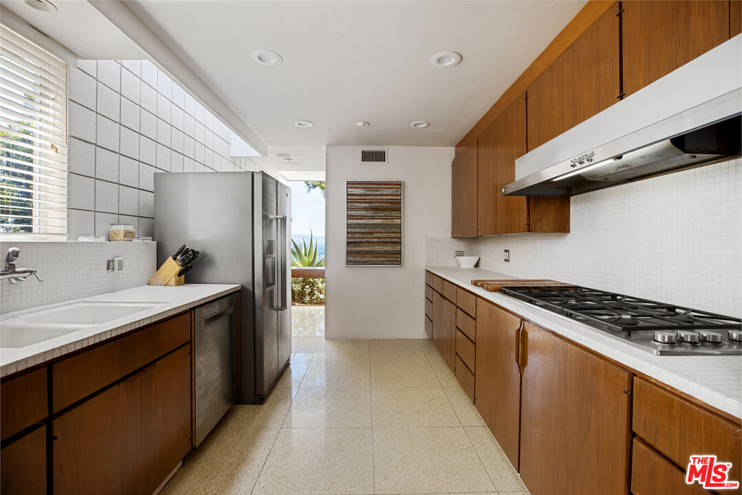 3346 Beverly Ranch Road Beverly Hills, CA 90210 - Photo 15 of 43 Gallery Image 15