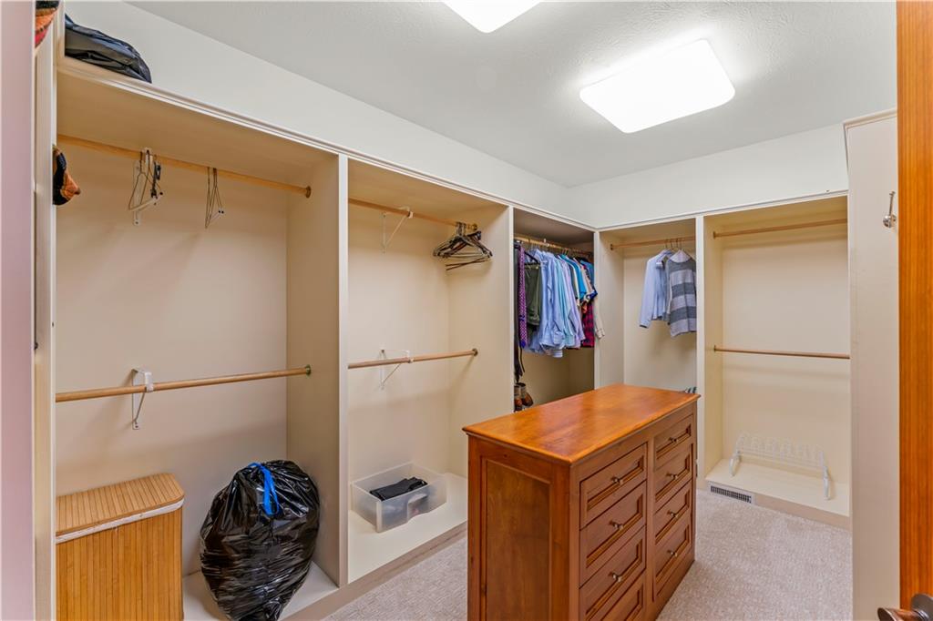 233 McCombs Road Venetia, PA 15367 - Photo 19 of 50 Primary Suite Walk-In Closet 233 McCombs Road