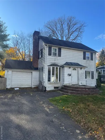 $549,000 | 32 Weed Avenue, Hawthorne, NY 10532