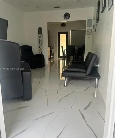 $2,800 | 11221 Northeast 9th Avenue, Biscayne Park, FL 33161