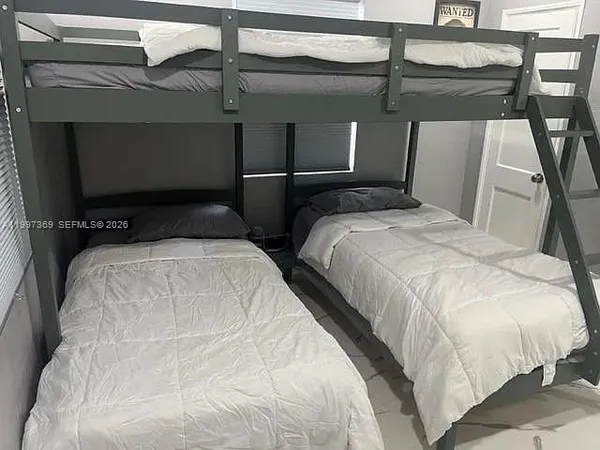 $2,800 | 11221 Northeast 9th Avenue, Biscayne Park, FL 33161