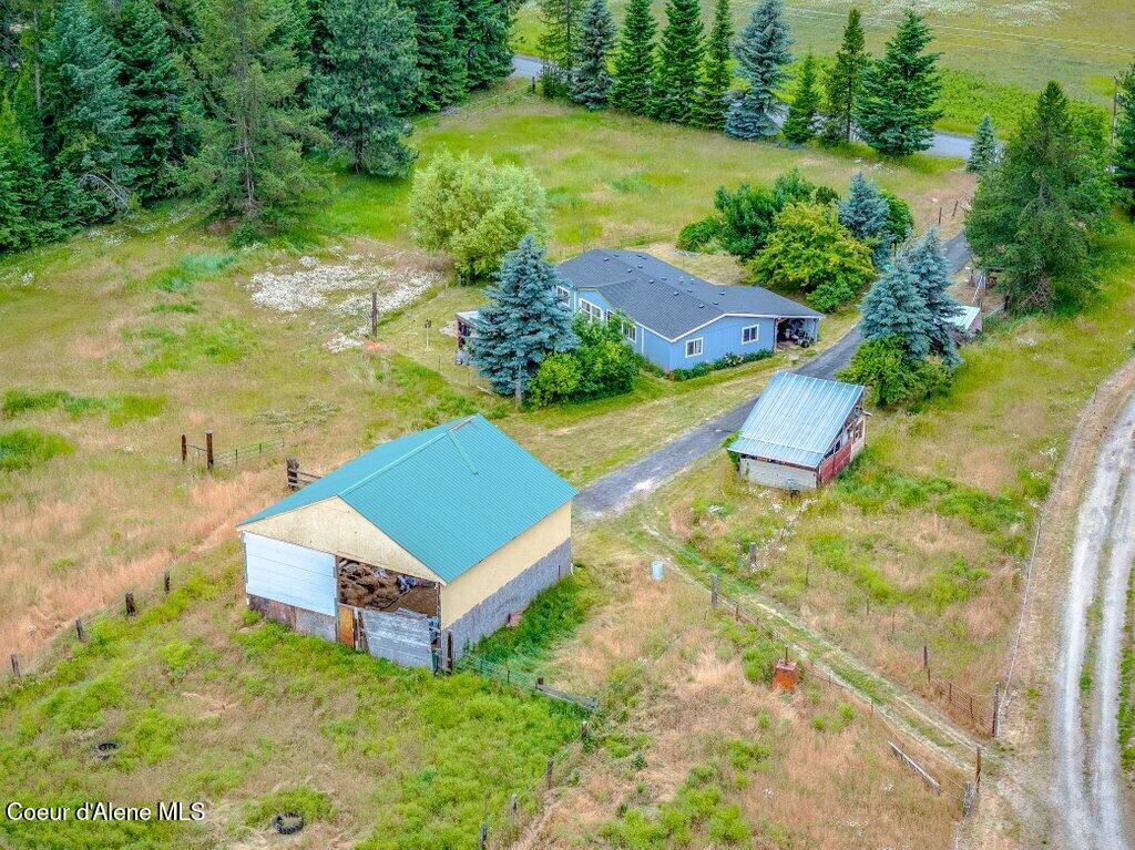 1822 Kootenai Trail Road Naples, ID 83847 - Photo 7 of 73 --53.jpg-SMALL