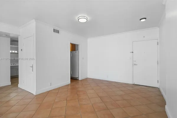 $2,425 | 3301 Northeast 5th Avenue, Unit 1008, Miami, FL 33137