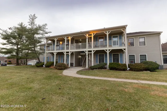 $350,000 | 243 Wycoff Way West, Unit 243, East Brunswick, NJ 08816