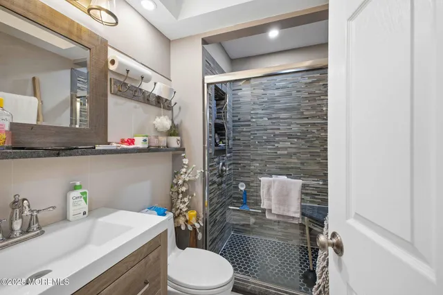 $350,000 | 243 Wycoff Way West, Unit 243, East Brunswick, NJ 08816