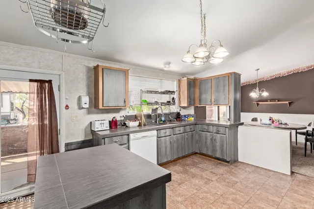 $500,000 | 26832 North 204th Place, Wittmann, AZ 85361