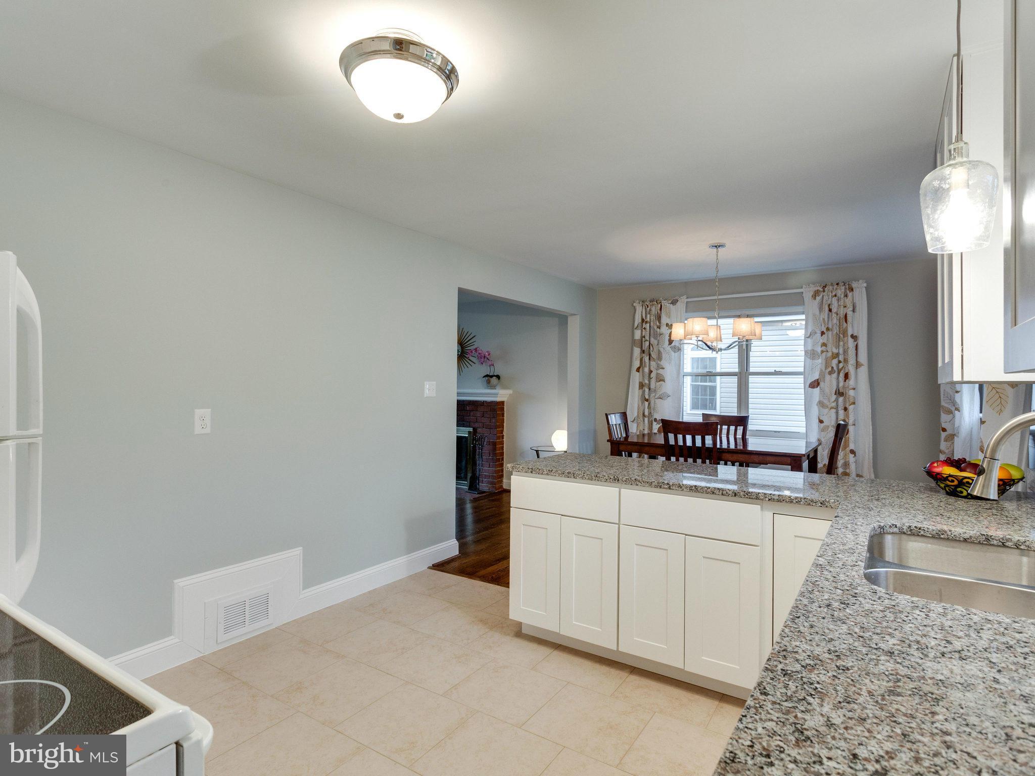 5903 Amherst Avenue Springfield, VA 22150 - Photo 5 of 30 Kitchen