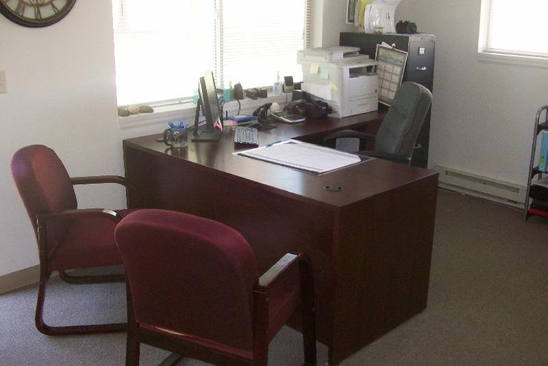 314 Spire Drive Riverton, WY 82501 - Photo 7 of 11 a dining room with furniture and window