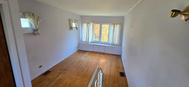 $399,999 | 8341 North Osceola Avenue, Niles, IL 60714