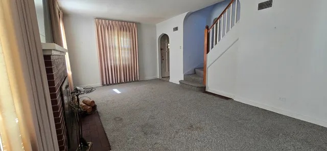 $399,999 | 8341 North Osceola Avenue, Niles, IL 60714