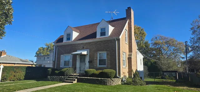 $399,999 | 8341 North Osceola Avenue, Niles, IL 60714