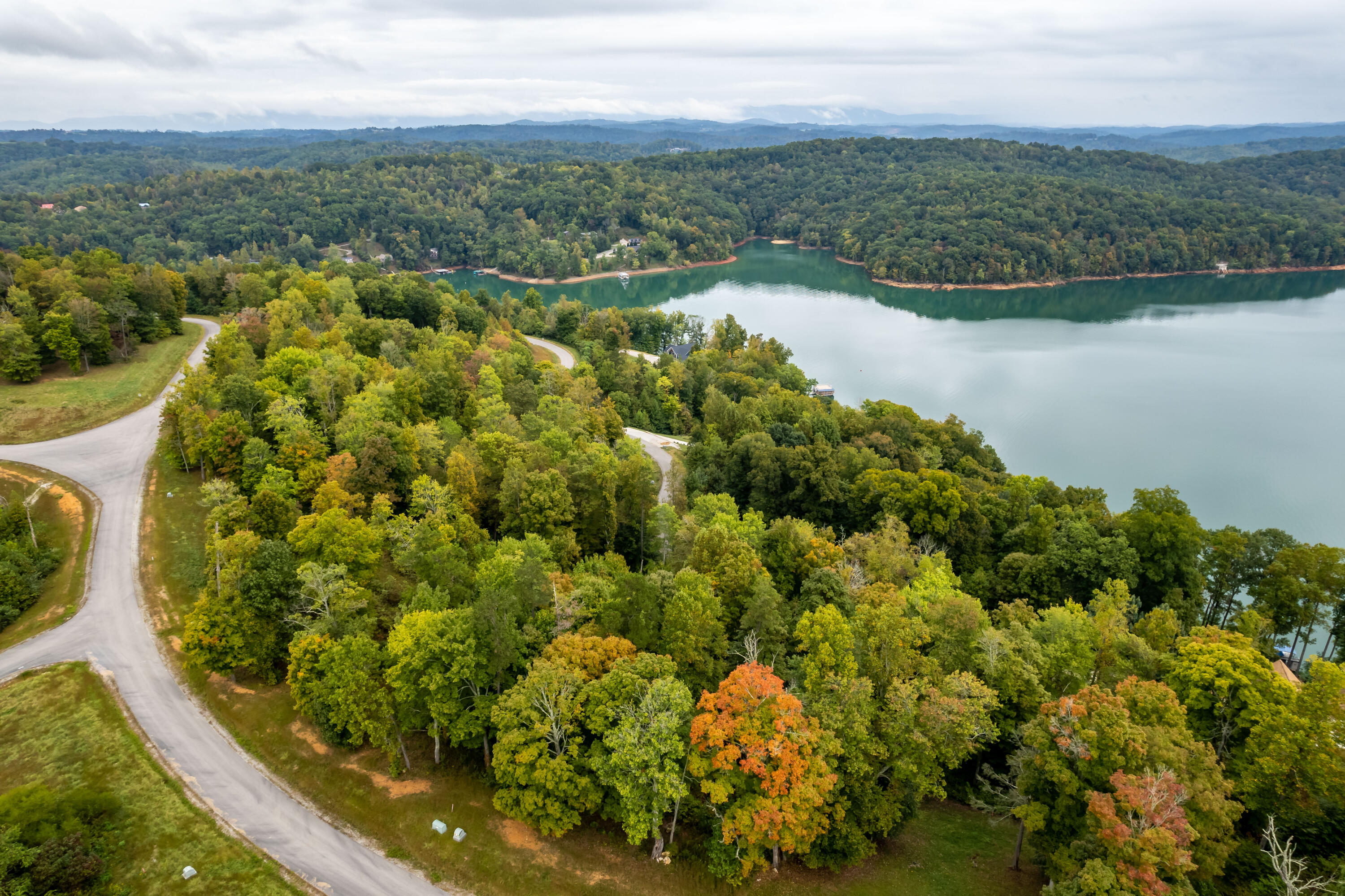 2 South Rivers Lane, Unit 586 La Follette, TN 37766 - Photo 1 of 23 sunset cove-41