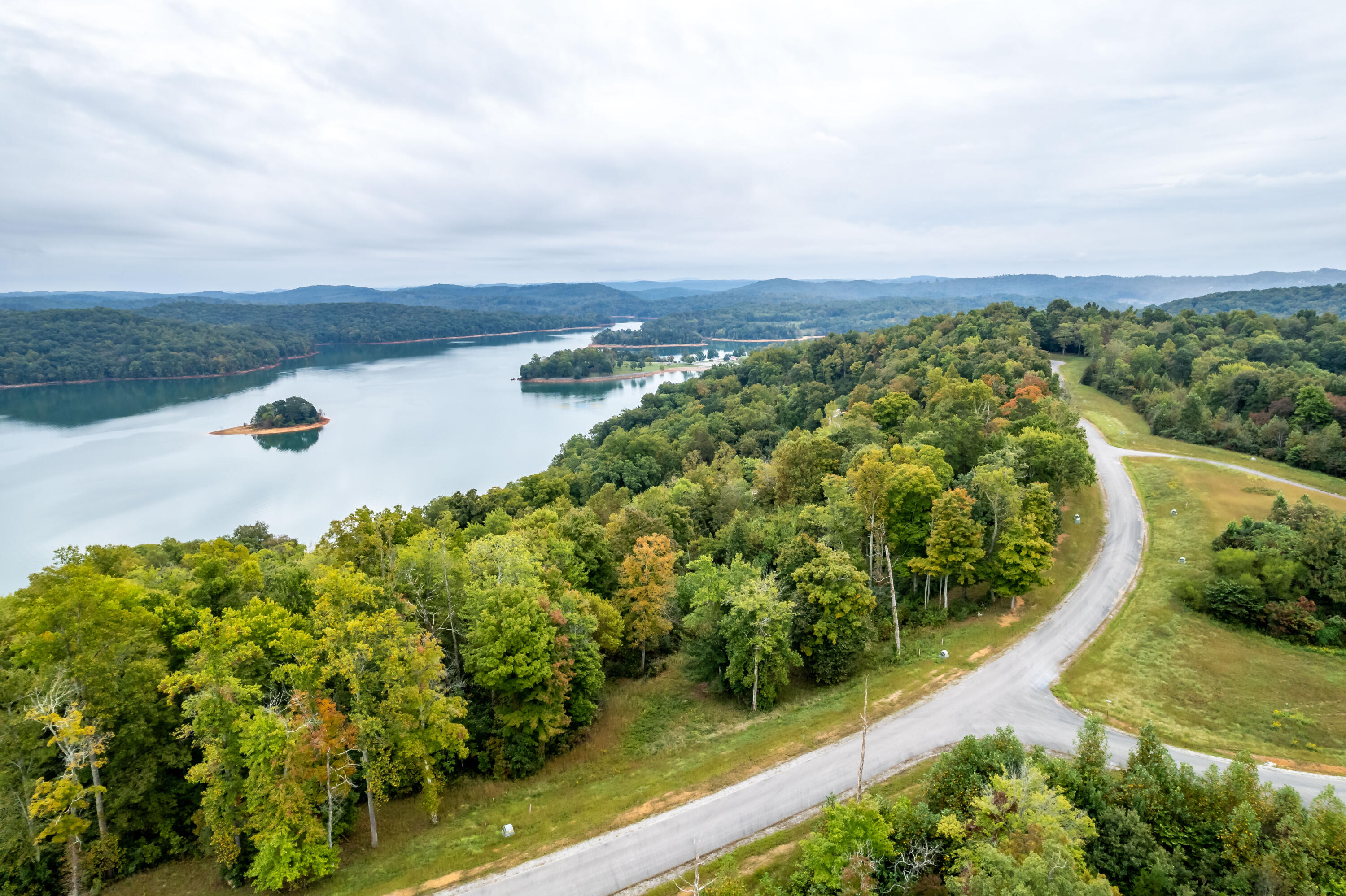 2 South Rivers Lane, Unit 586 La Follette, TN 37766 - Photo 16 of 23 sunset cove-28