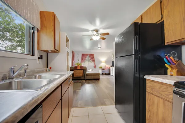 $139,900 | 6614 84th Court North, Brooklyn Park, MN 55445