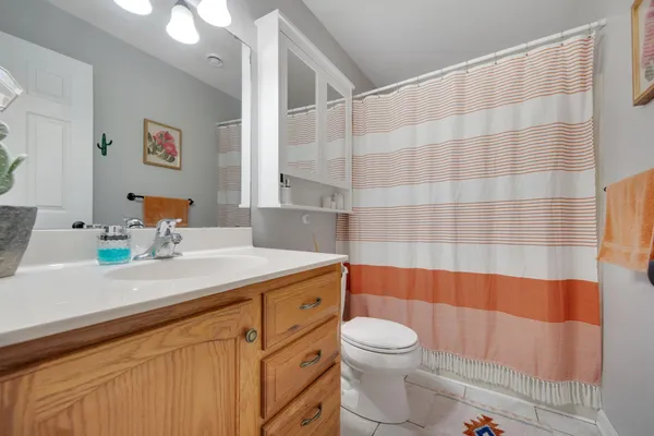 $139,900 | 6614 84th Court North, Brooklyn Park, MN 55445