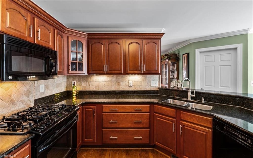 2716 Colton Drive Oak Ridge, NC 27310 - Photo 14 of 50