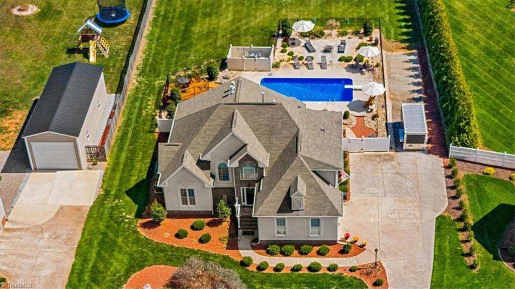 2716 Colton Drive Oak Ridge, NC 27310 - Photo 4 of 50